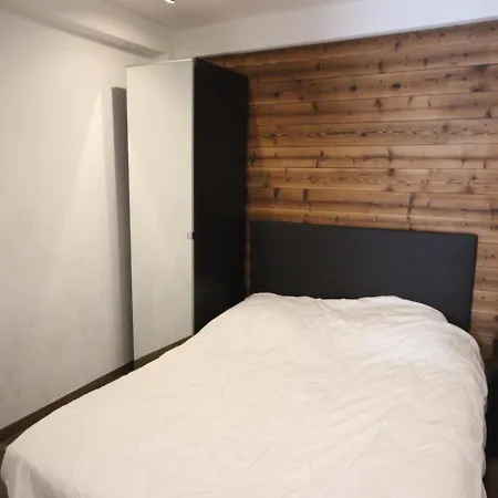 Confortable 12 Pers Avec Balcons, Parking, Proche Village Et Pistes - Fr-1-411-851