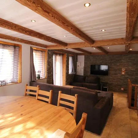 Apartment Confortable 12 Pers Avec Balcons, Parking, Proche Village Et Pistes - Fr-1-411-851