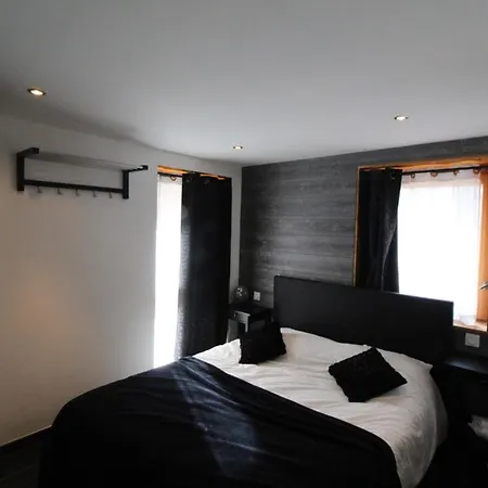 Confortable 12 Pers Avec Balcons, Parking, Proche Village Et Pistes - Fr-1-411-851 *